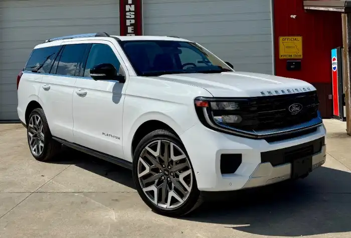 2025 Ford Expedition Platinum 4x4's photo