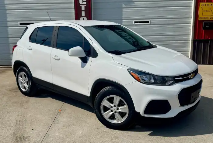 2020 Chevrolet Trax LS's photo