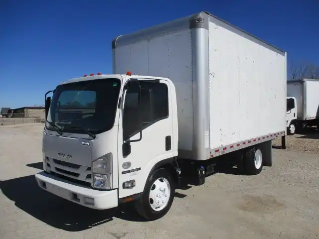 2021 Isuzu NRR's photo