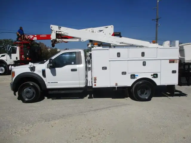 2017 Ford F-550 XL DRW Super Duty's photo