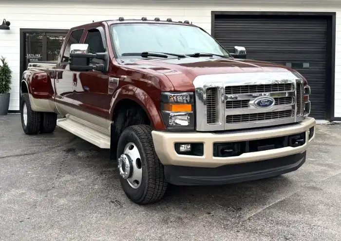2008 Ford F-350 XL 4WD Crew Cab DRW 172 in's photo