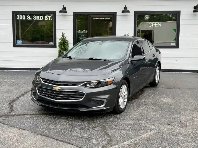 2018 Chevrolet Malibu 1LT's photo