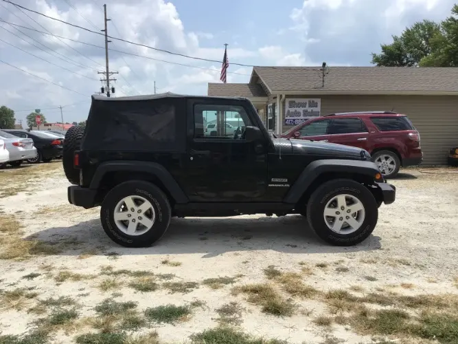 2012 Jeep Wrangler Sport photo 3