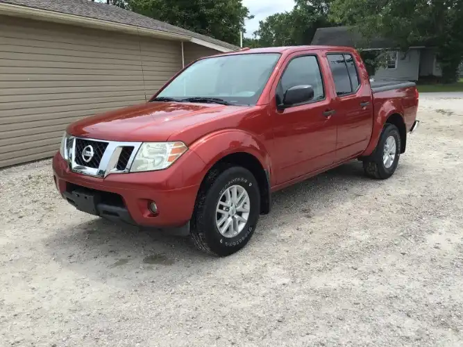 2015 Nissan Frontier 4.0 SV Crew Cab 4X2 AT SWB's photo
