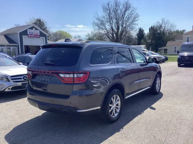 2018 Dodge Durango SXT Plus AWD photo 3