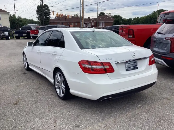 2013 Mercedes-Benz E-Class E350 Sport photo 4