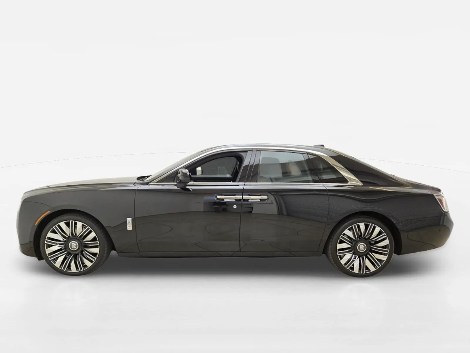 2025 Rolls-Royce Ghost Base photo 3