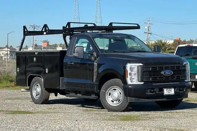 2025 Ford F-250 XL Regular Cab 8' Box's photo