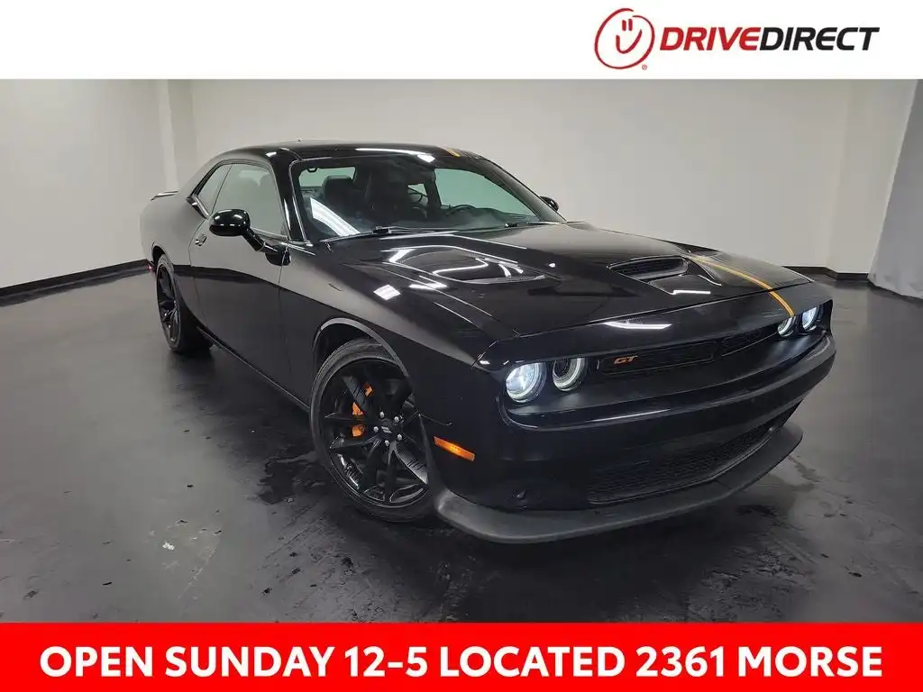 2023 Dodge Challenger GT Auto's photo