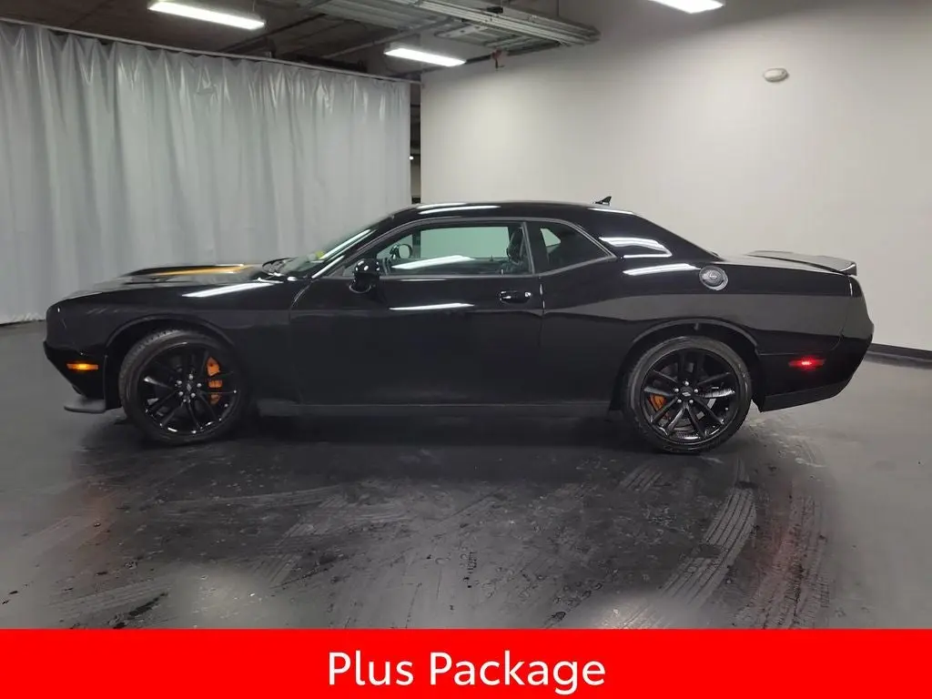 2023 Dodge Challenger GT Auto photo 5