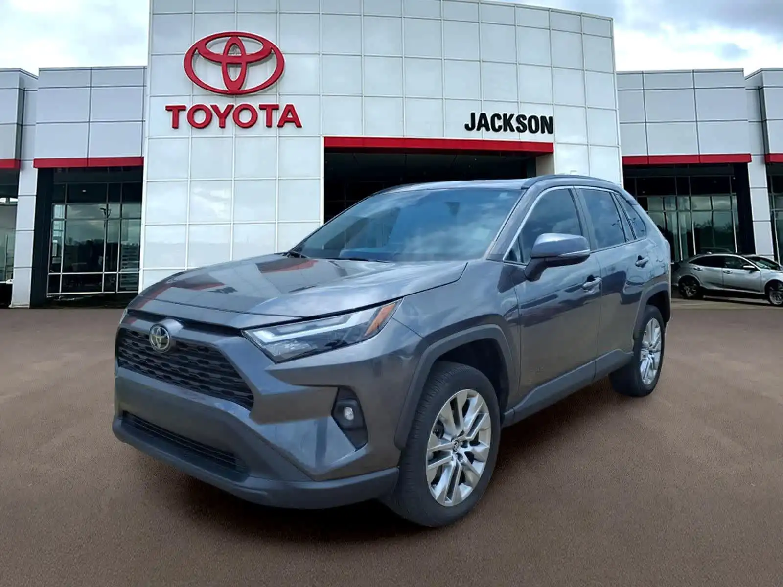 2023 Toyota RAV4 XLE Premium FWD's photo