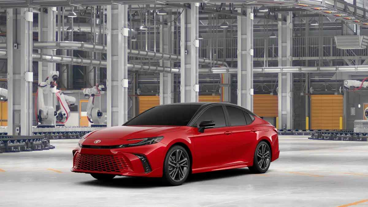 2026 Toyota Camry XSE Hybrid's photo
