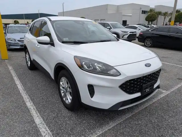 2020 Ford Escape SE AWD's photo