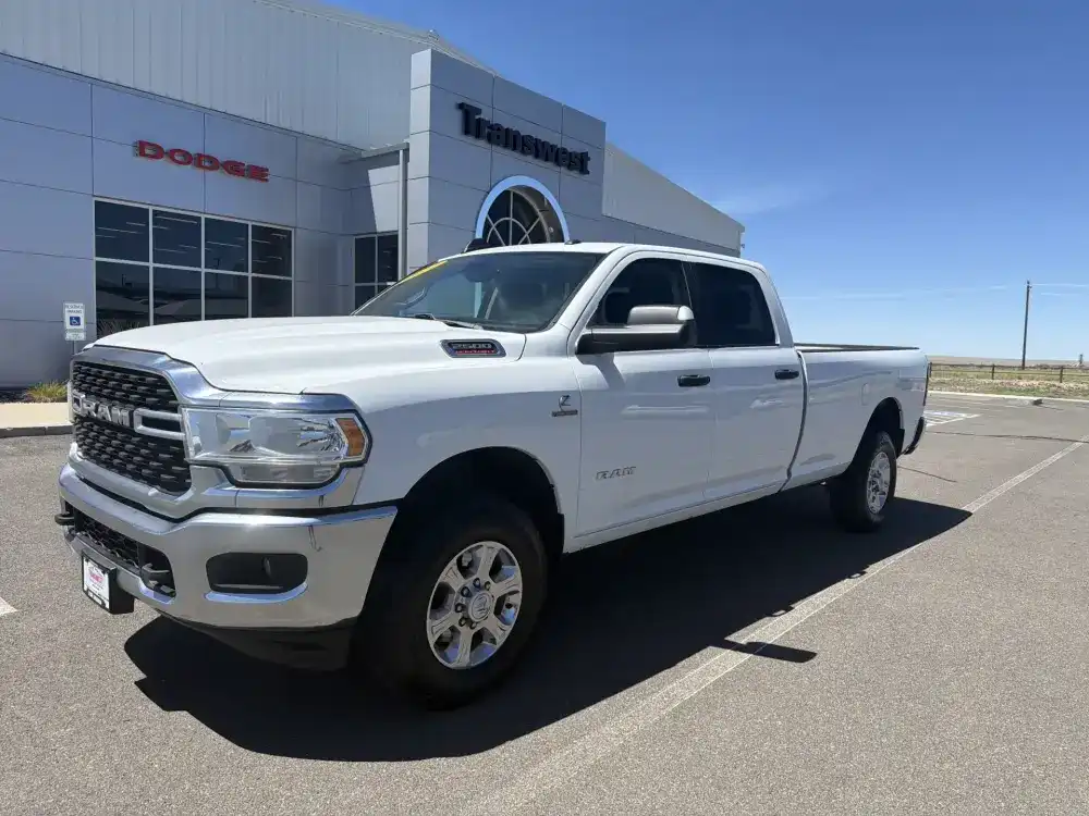 2022 RAM 2500 Big Horn 4X4 Crew Cab LWB's photo
