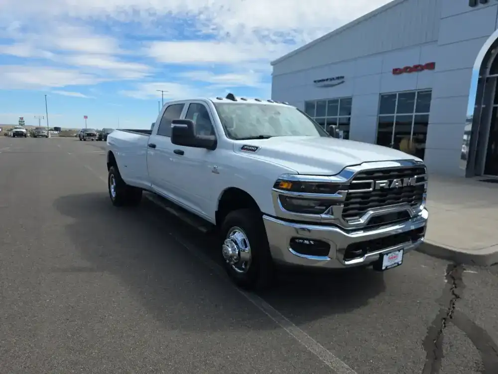 2027 RAM 3500 Tradesman 4WD Crew Cab LWB's photo