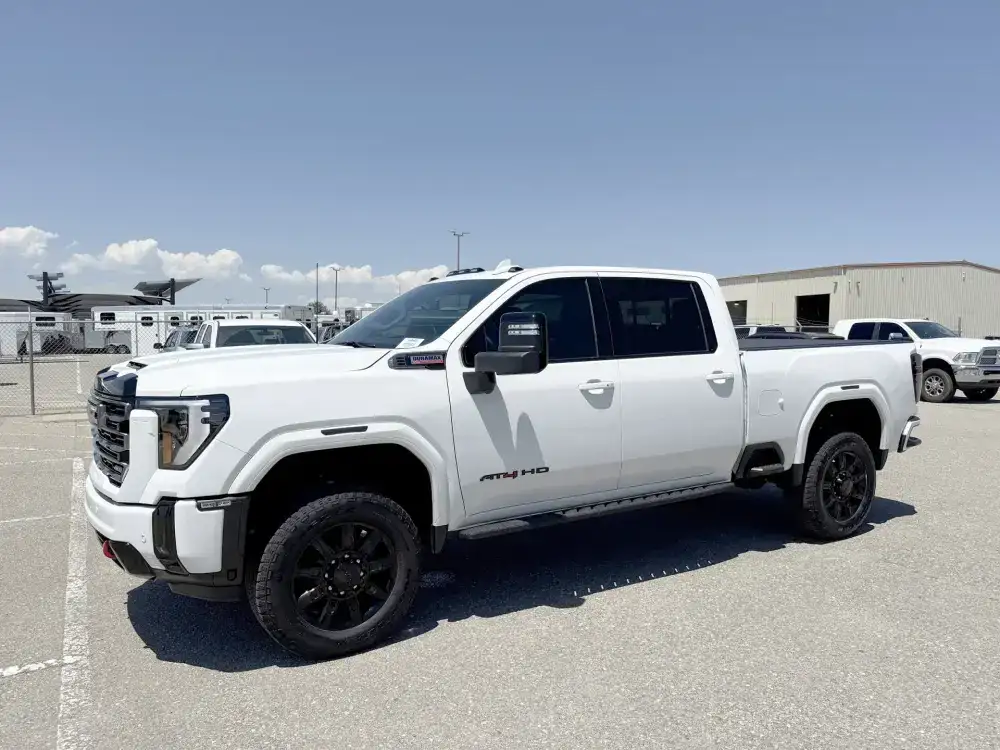 2026 GMC Sierra 4WD Crew Cab Standard Box AT4's photo