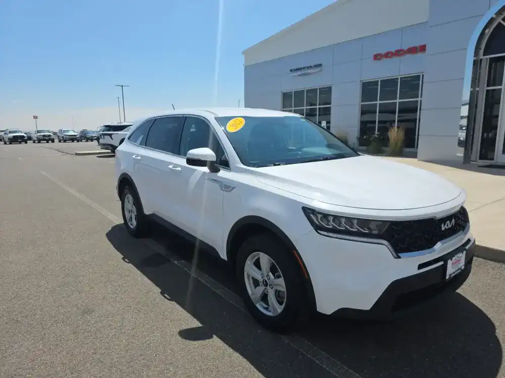 2022 Kia Sorento LX AT 4WD's photo