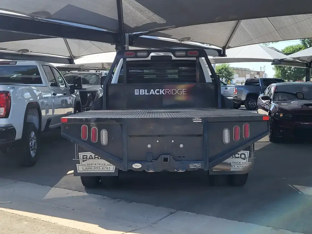2024 RAM 3500 SLT 4X4 Crew Cab photo 3