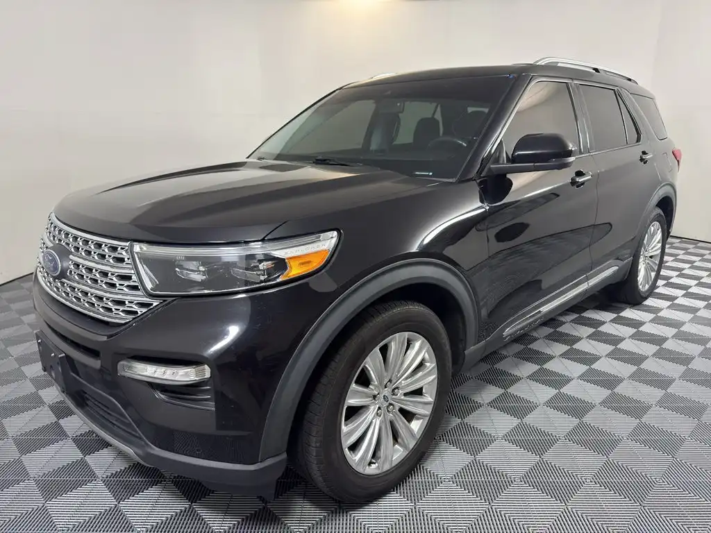 2021 Ford Explorer Limited RWD's photo