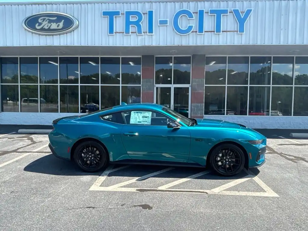 2026 Ford Mustang GT Fastback's photo