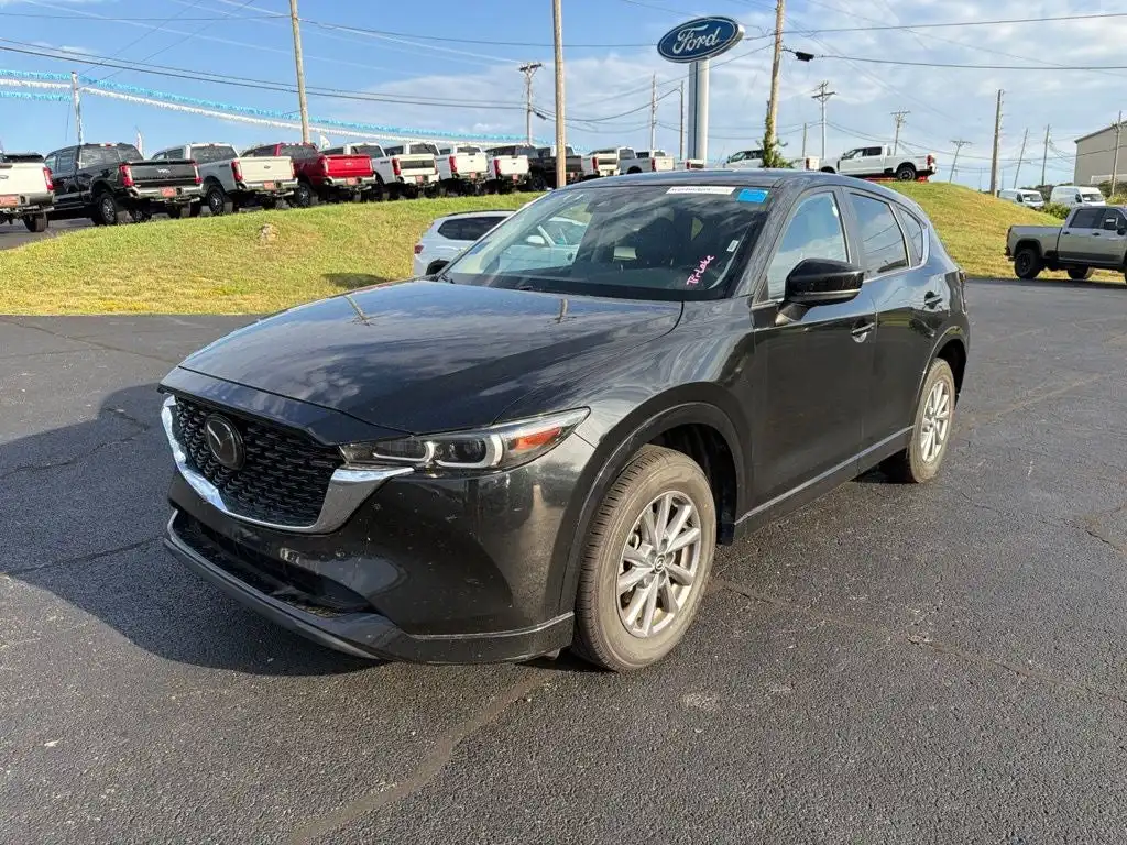 2025 Mazda CX-5 S Preferred package Auto AWD's photo