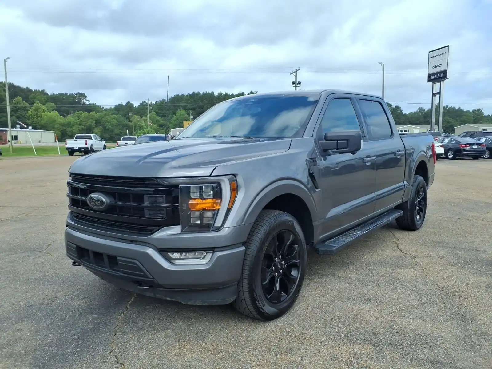 2022 Ford F-150 XLT 4x4 SuperCrew 5-1/2 Box's photo