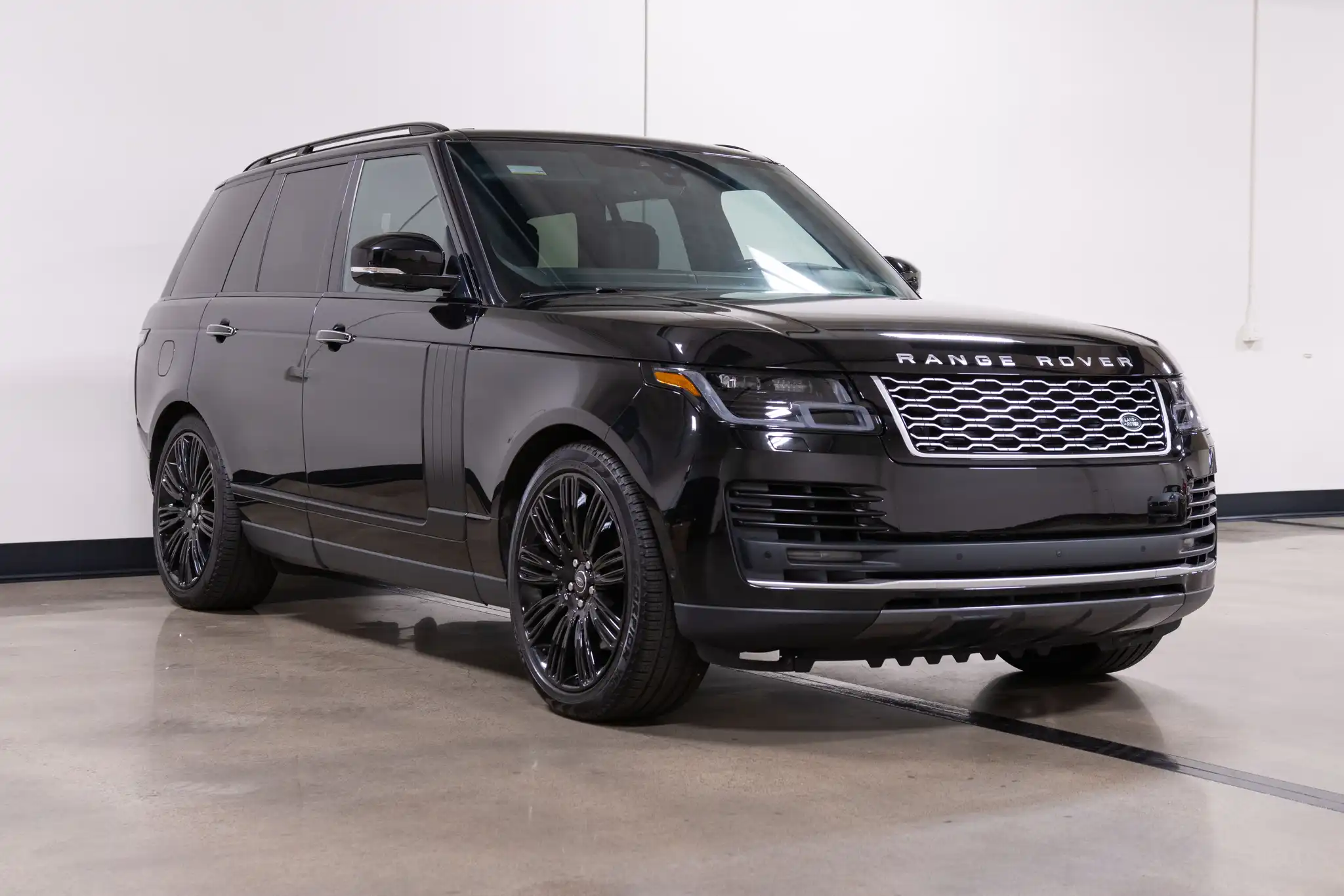 2022 Land Rover Range Rover 5.0 Autobiography's photo