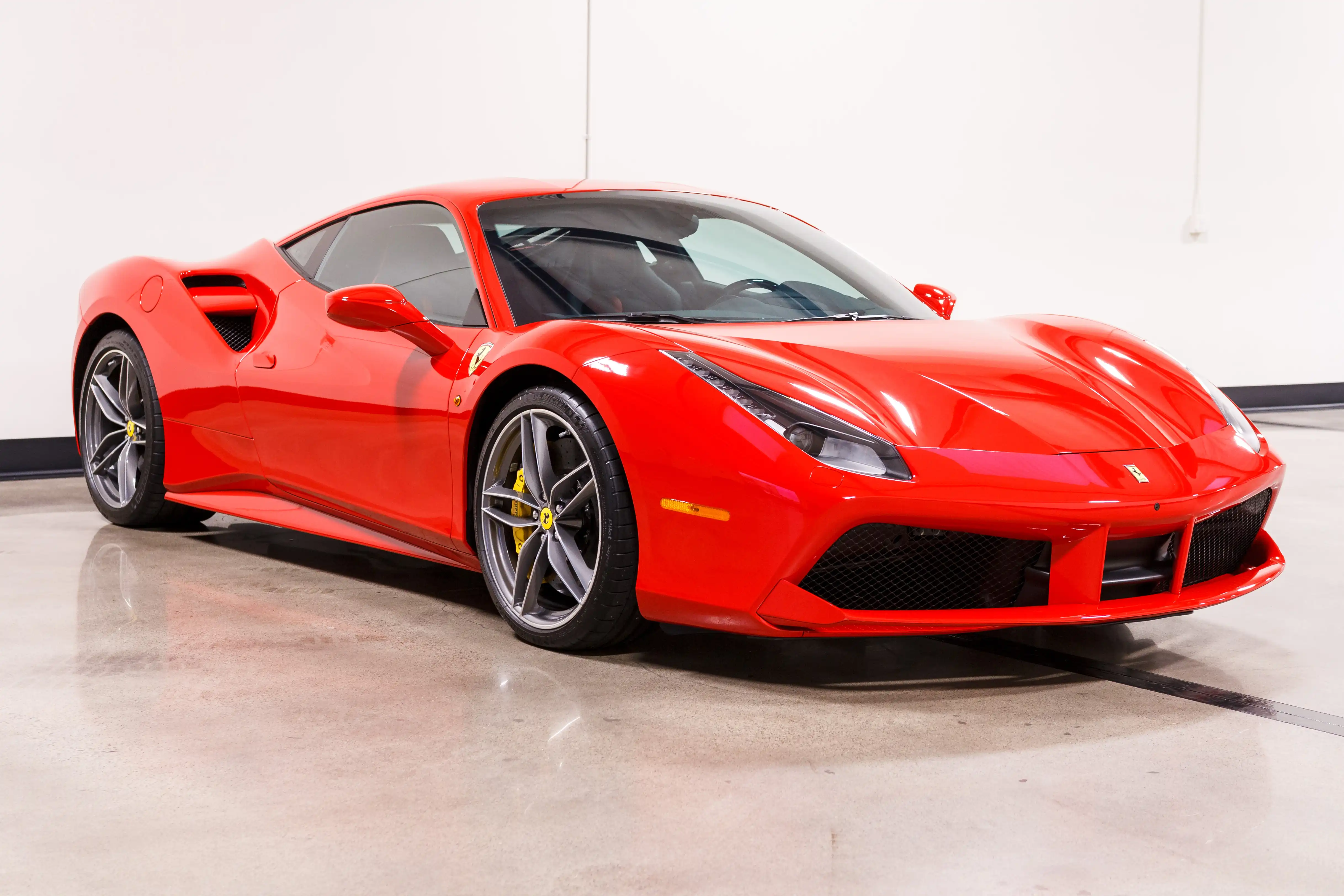 2018 Ferrari 488 Base's photo