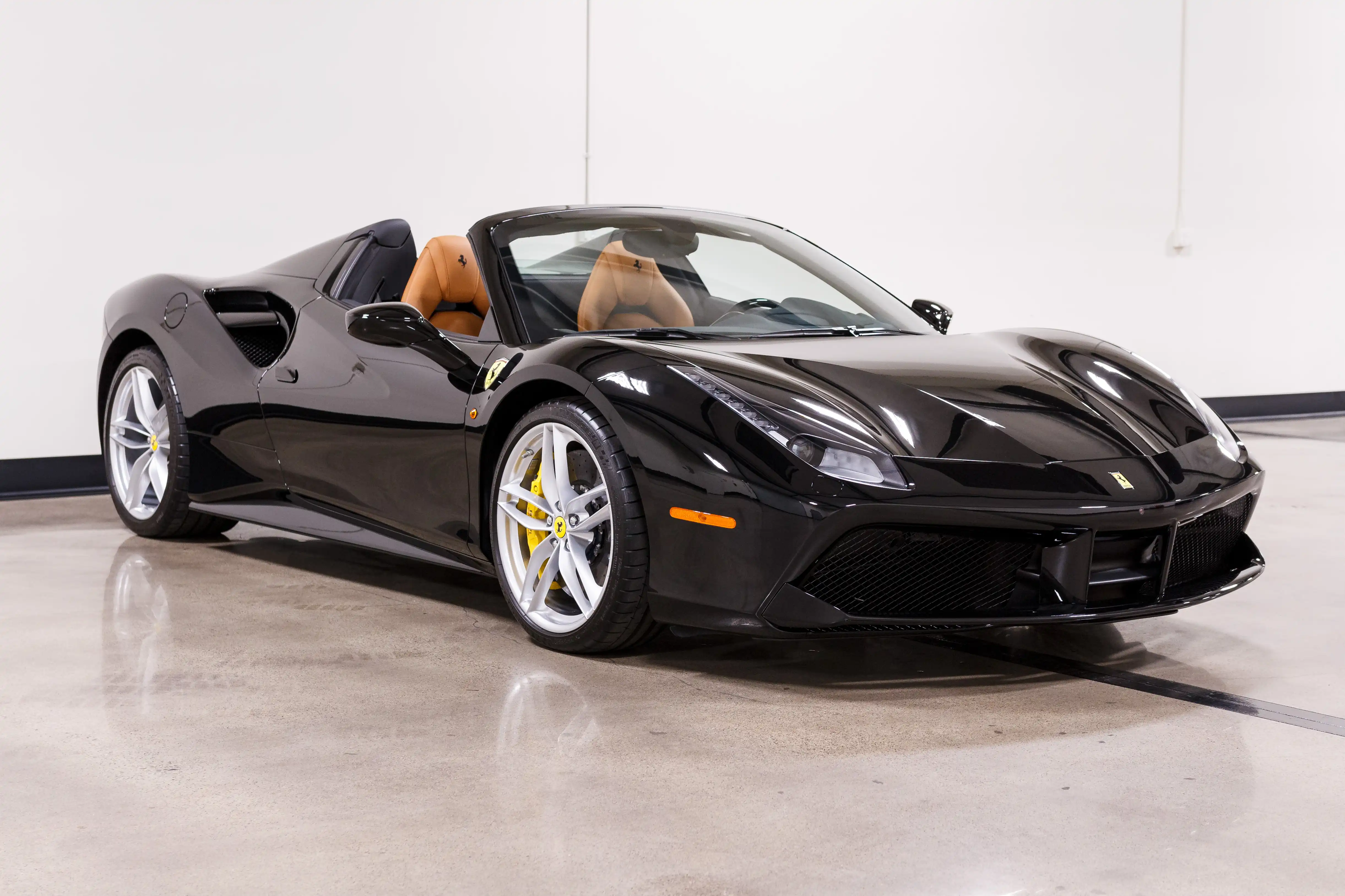 2018 Ferrari 488 Base's photo