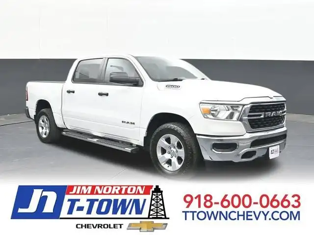 2023 RAM 1500 Big Horn/Lone Star 4x4 Crew Cab 5'7's photo