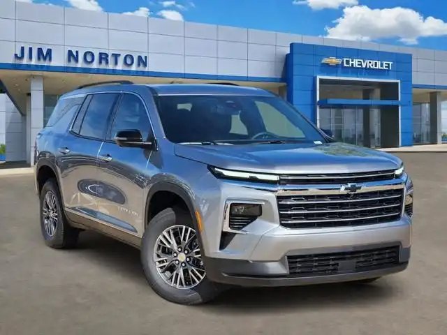 2026 Chevrolet Traverse LT FWD's photo