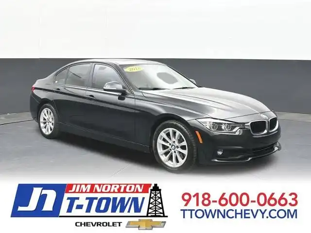 2018 BMW 3 Series 320i xDrive Sedan's photo