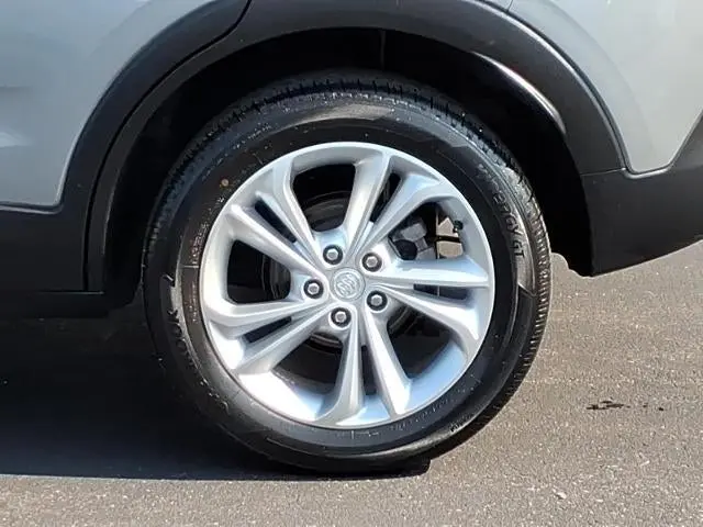 2023 Buick Encore GX Preferred AWD photo 3