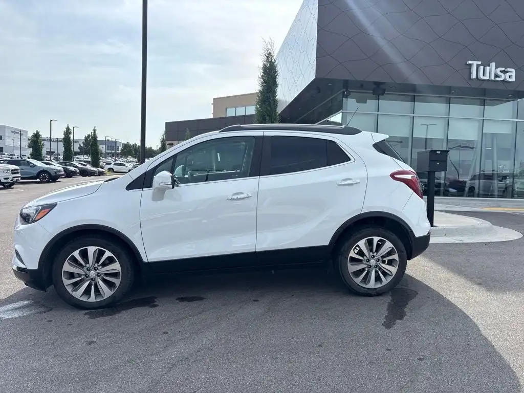 2019 Buick Encore Preferred's photo
