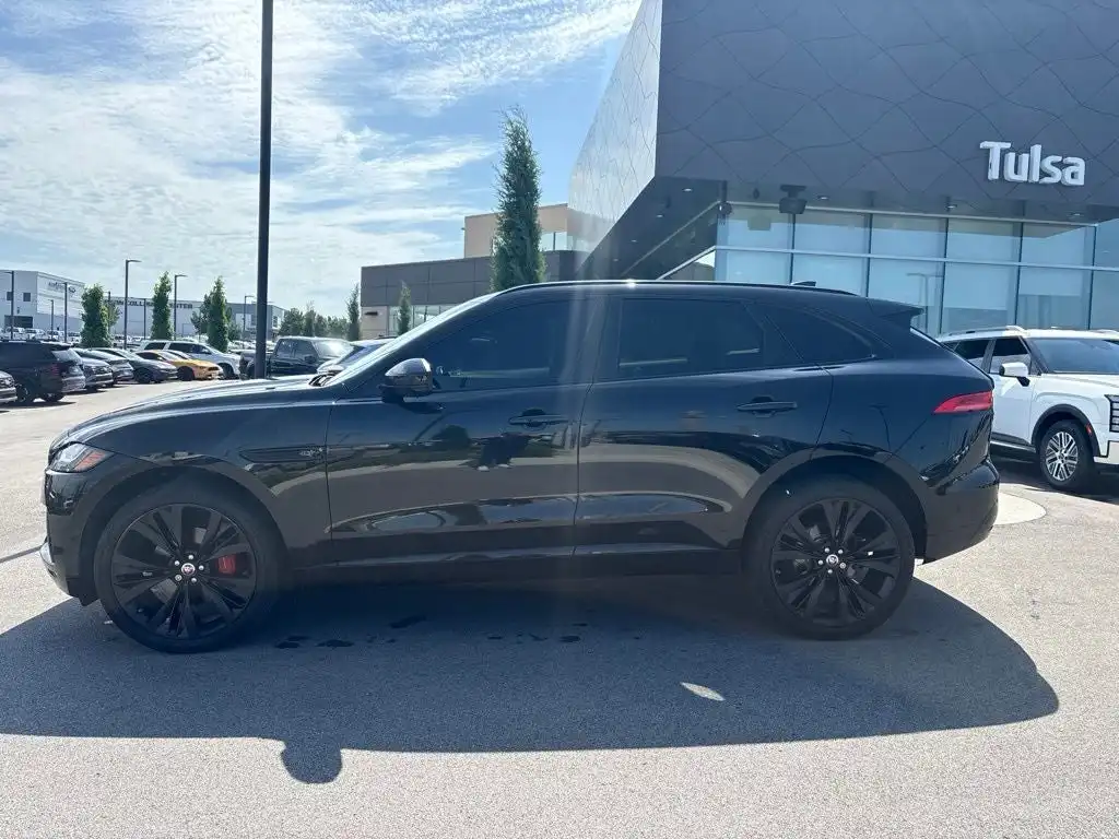 2020 Jaguar F-PACE S AWD's photo