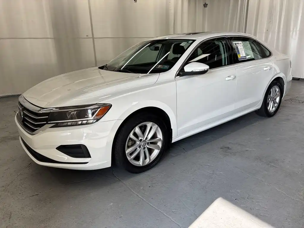 2020 Volkswagen Passat 2.0T SE Auto's photo