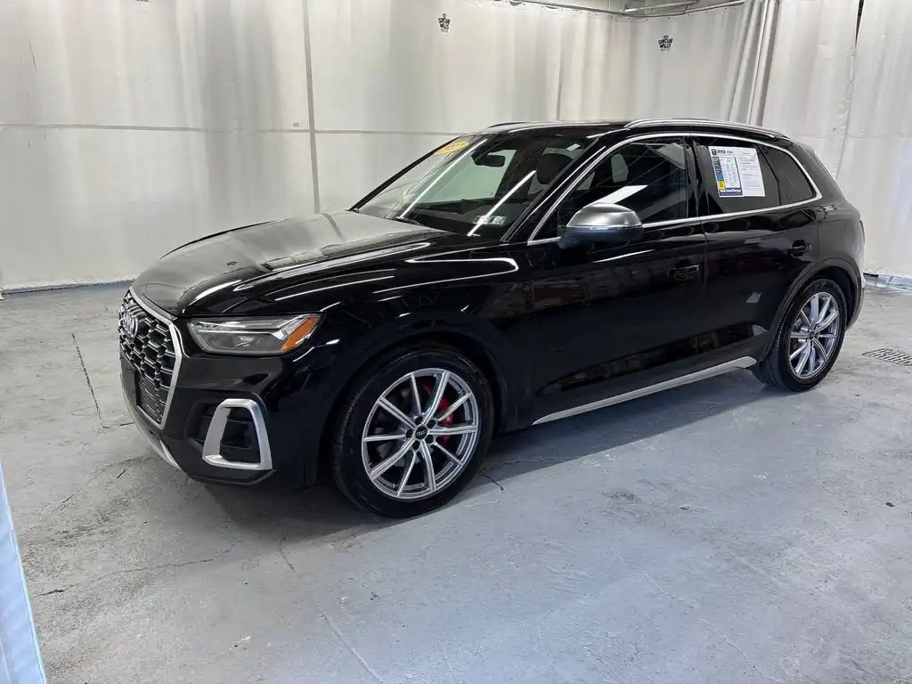 2022 Audi SQ5 Premium Plus's photo