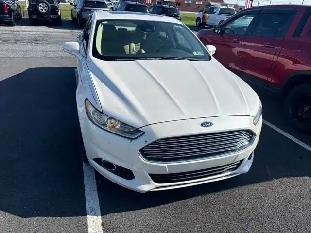 2013 Ford Fusion SE Hybrid's photo