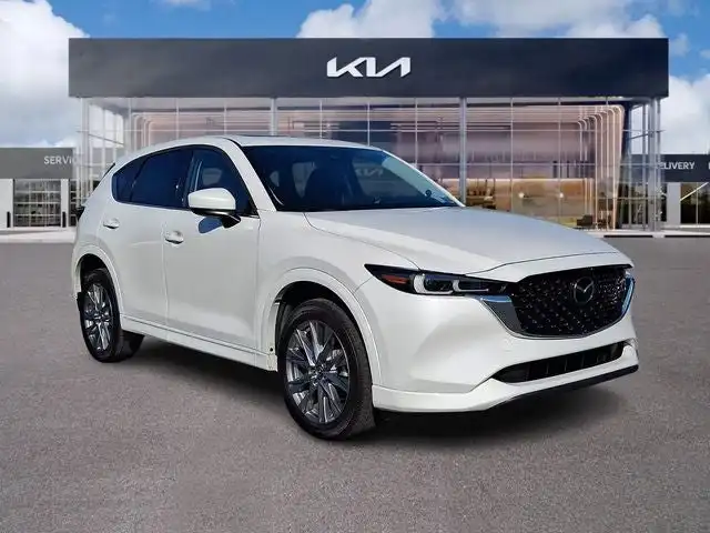 2024 Mazda CX-5 S Premium package Auto AWD's photo