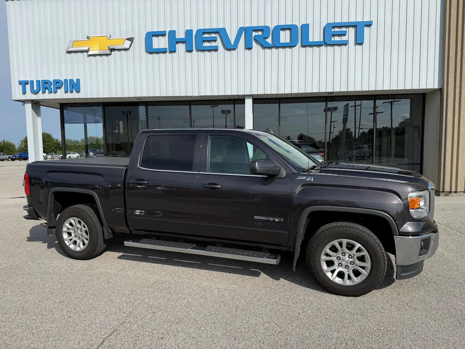 2015 GMC Sierra SLE 4WD Crew Cab SWB's photo