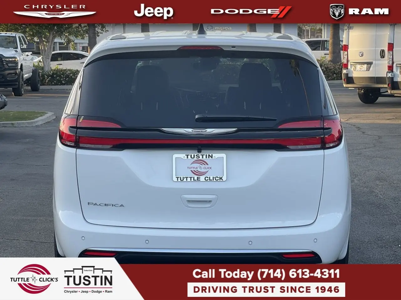 2026 Chrysler Pacifica Select photo 5