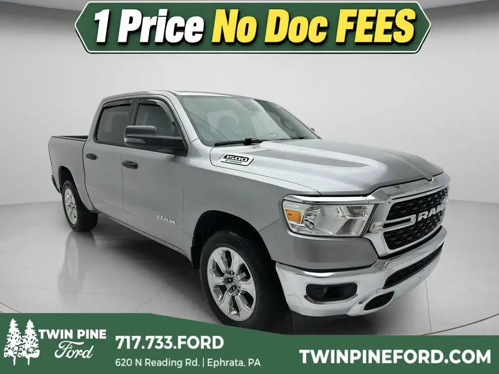 2024 RAM 1500 Big Horn/Lone Star 4x4 Crew Cab 5'7's photo