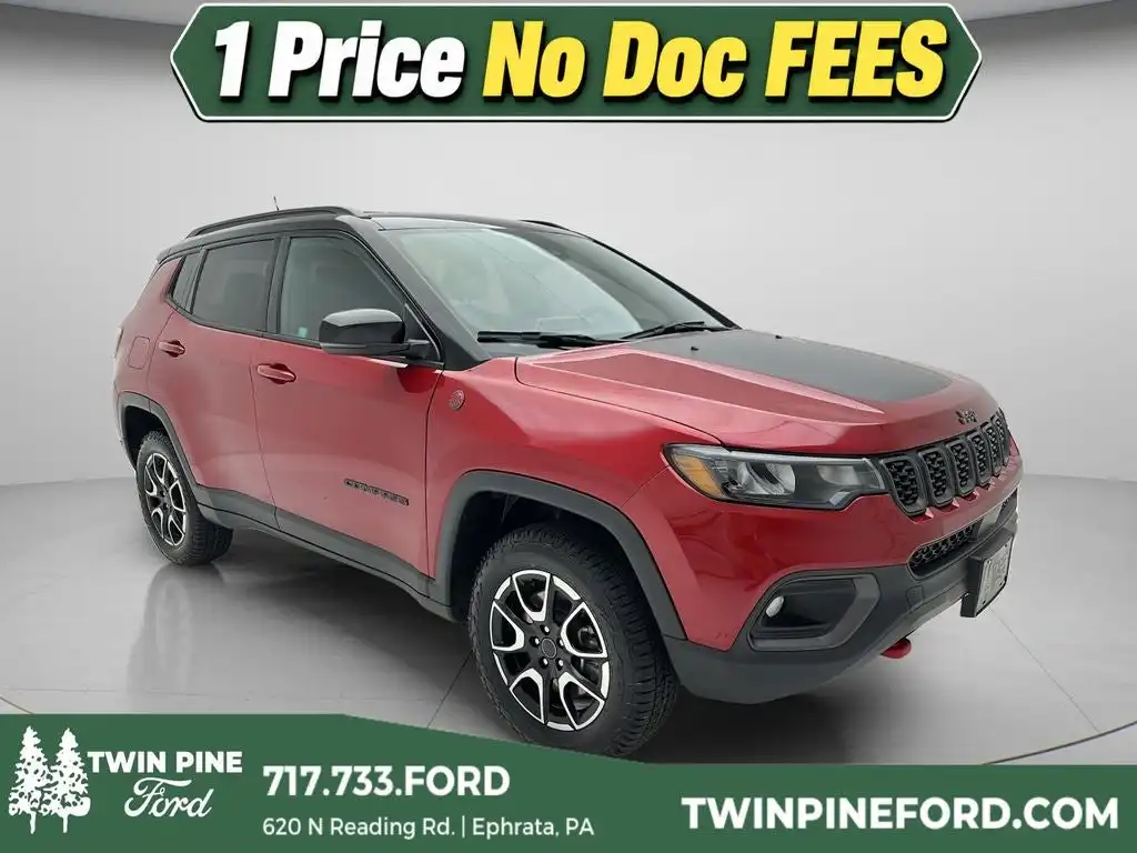 2025 Jeep Compass Trailhawk 4X4's photo