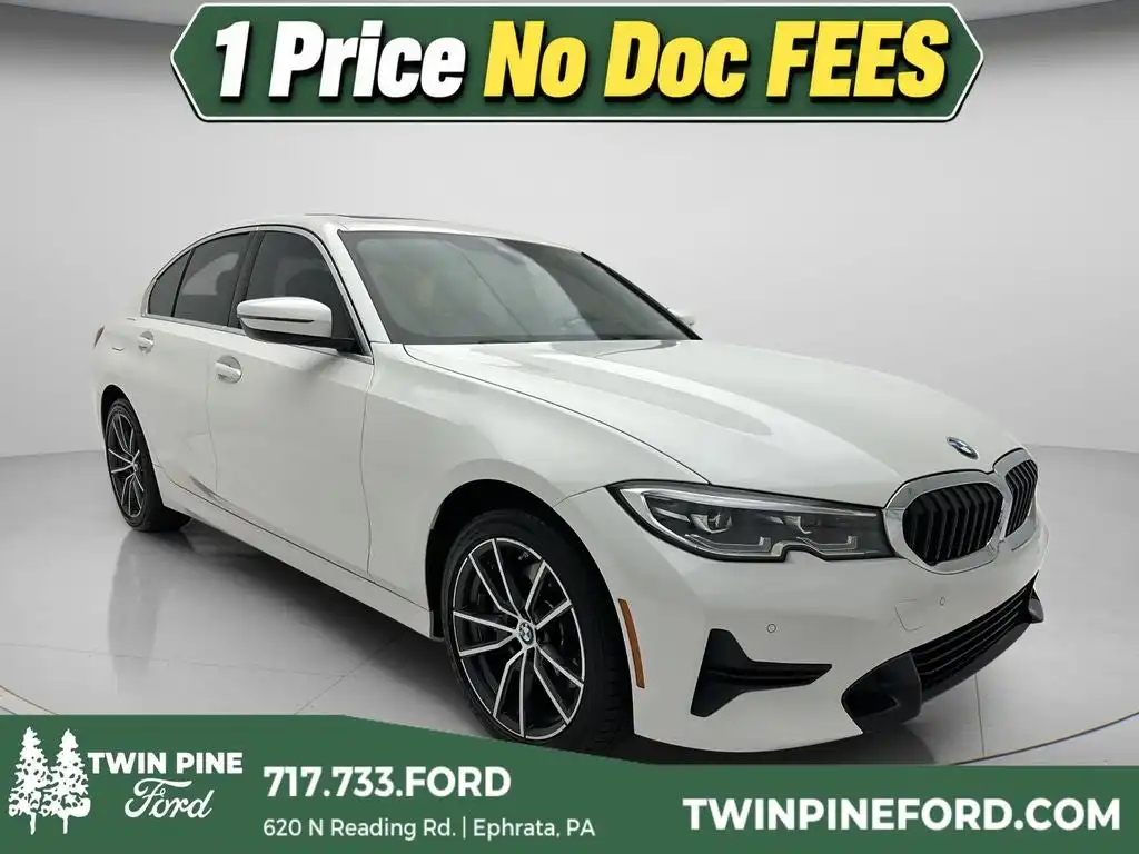 2020 BMW 3 Series 330i xDrive Sedan's photo