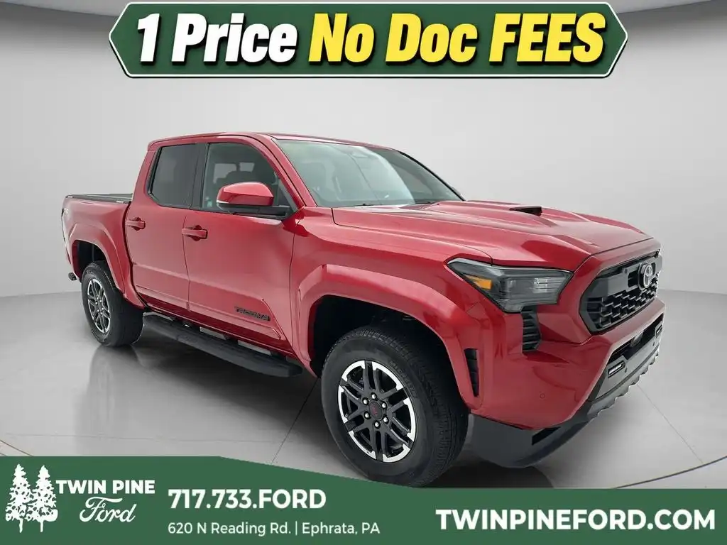 2024 Toyota Tacoma TRD Sport 4x4 Double Cab (6MT)'s photo