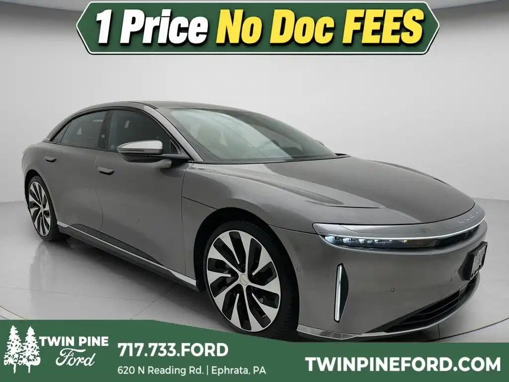 2023 Lucid Air Touring's photo