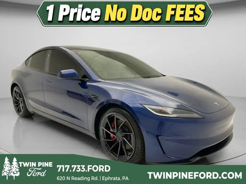 2024 Tesla Model 3 Performance's photo