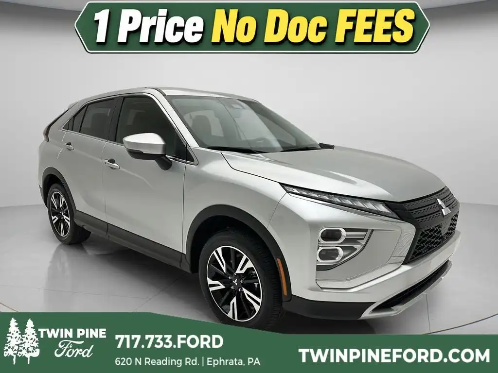 2025 Mitsubishi Eclipse Cross SE S-AWC's photo