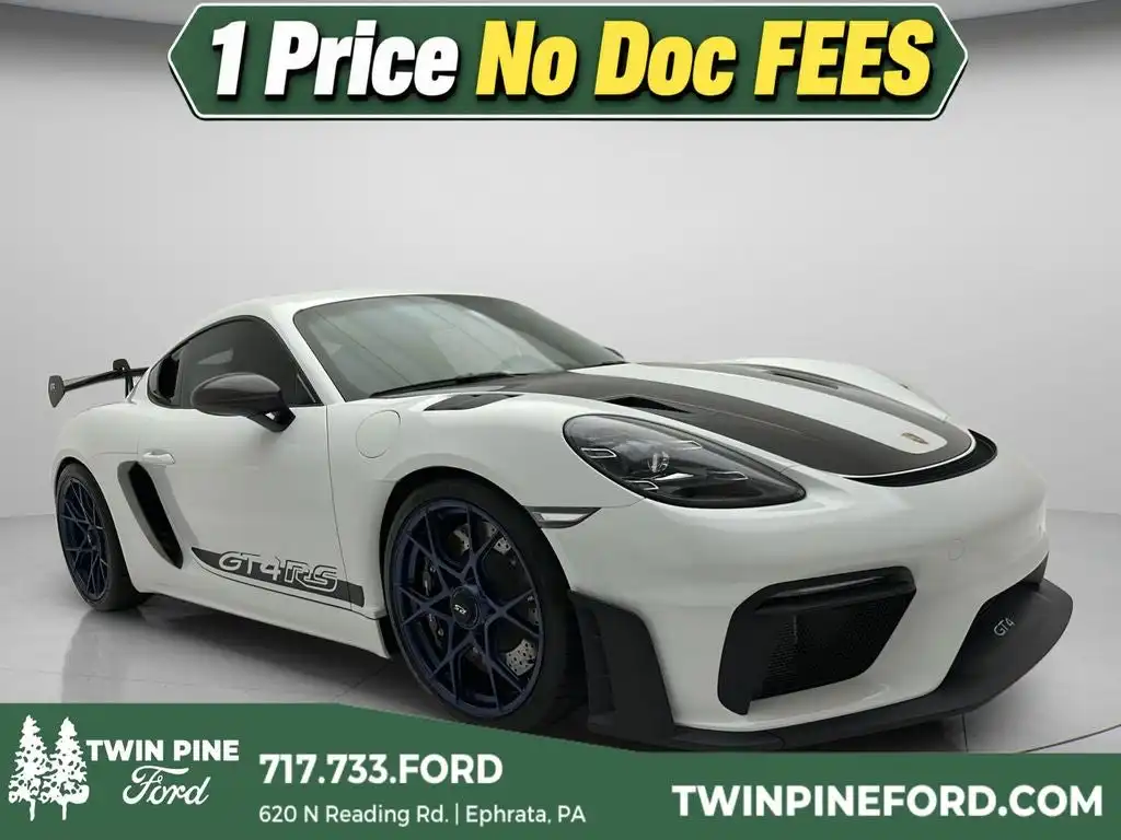 2025 Porsche 718 Cayman GT4 RS's photo
