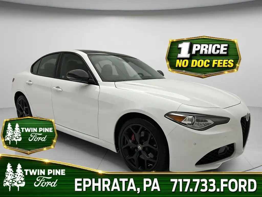 2021 Alfa Romeo Giulia 2.0 Ti AWD Auto's photo
